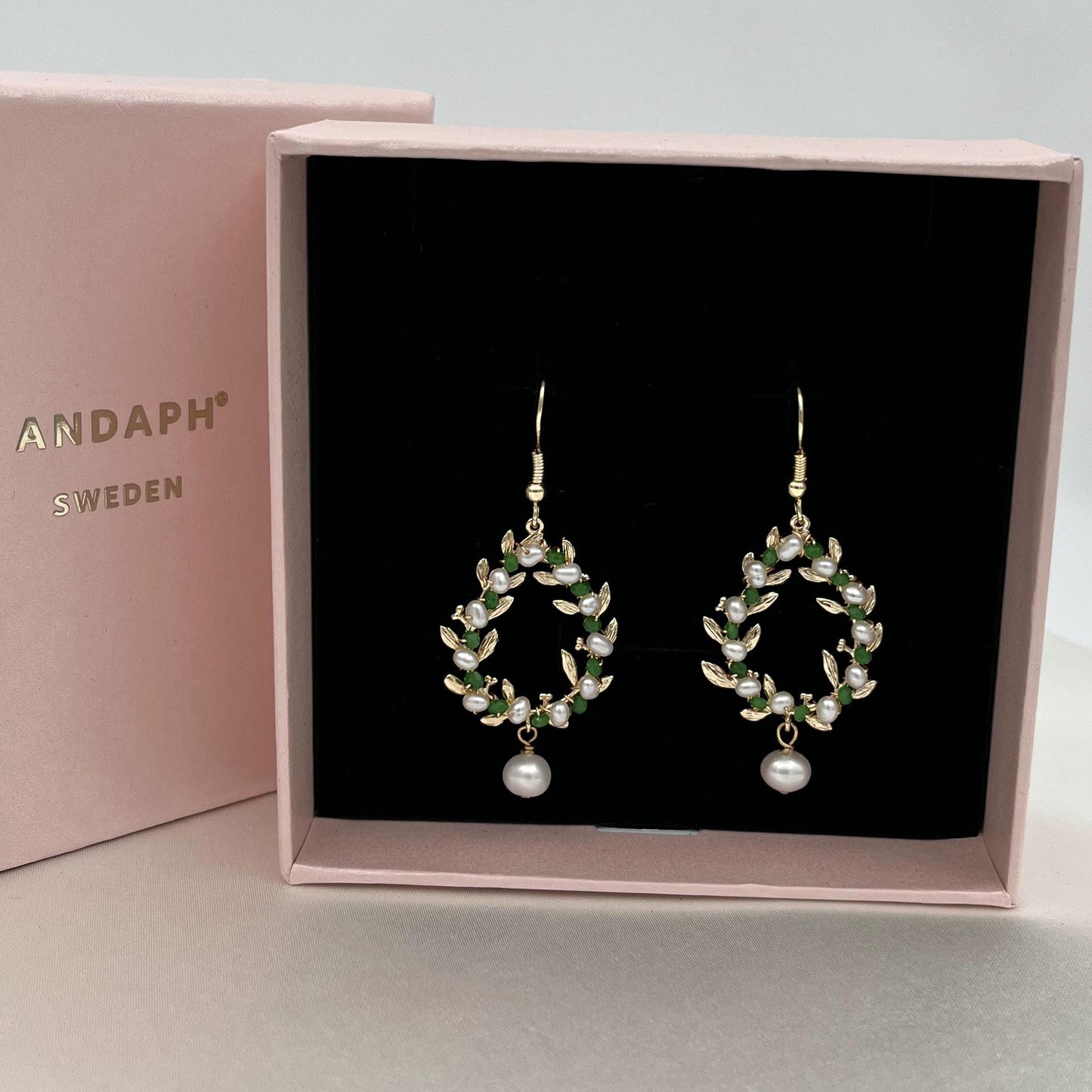 Genuine pearl drop earrings