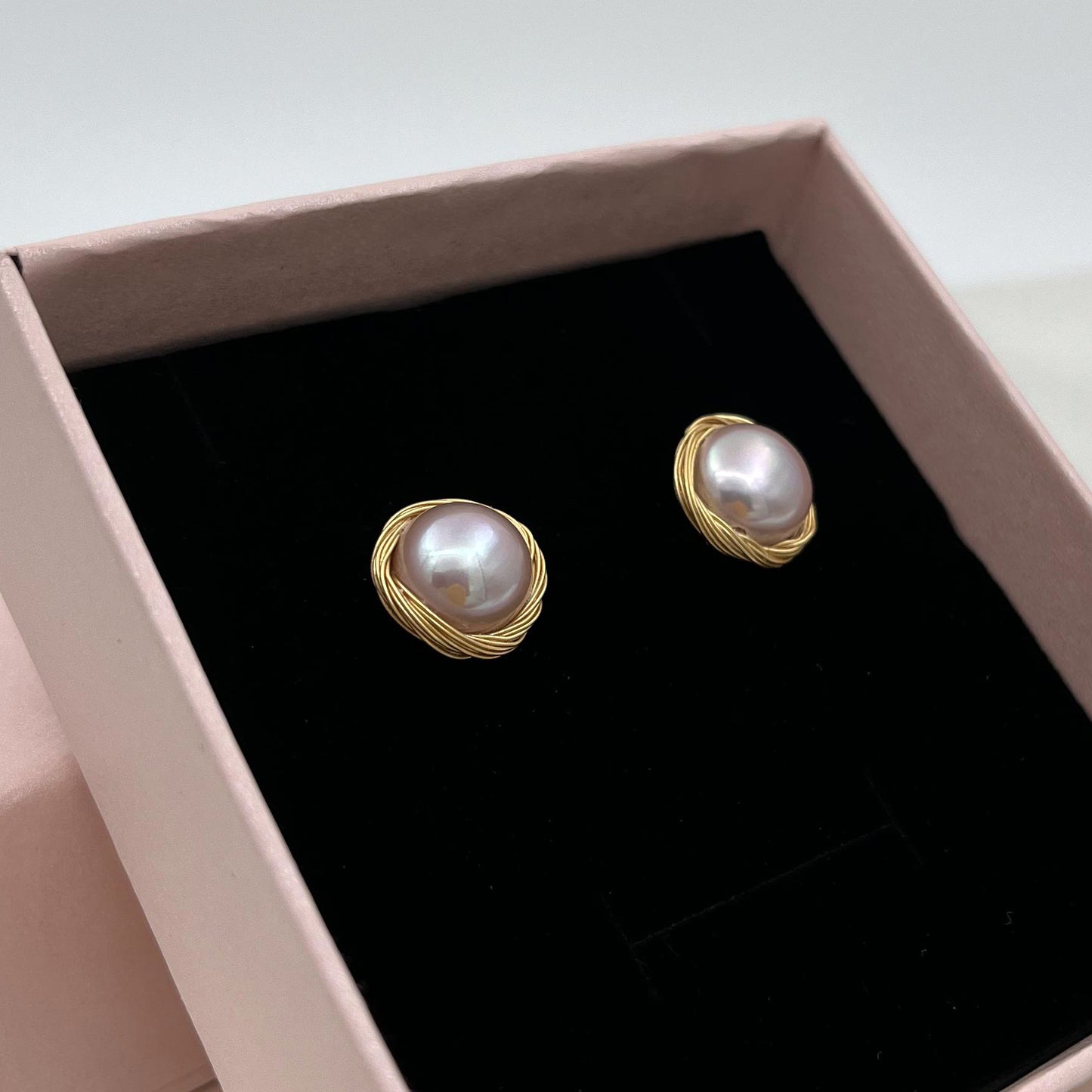 Genuine pearl stud earrings