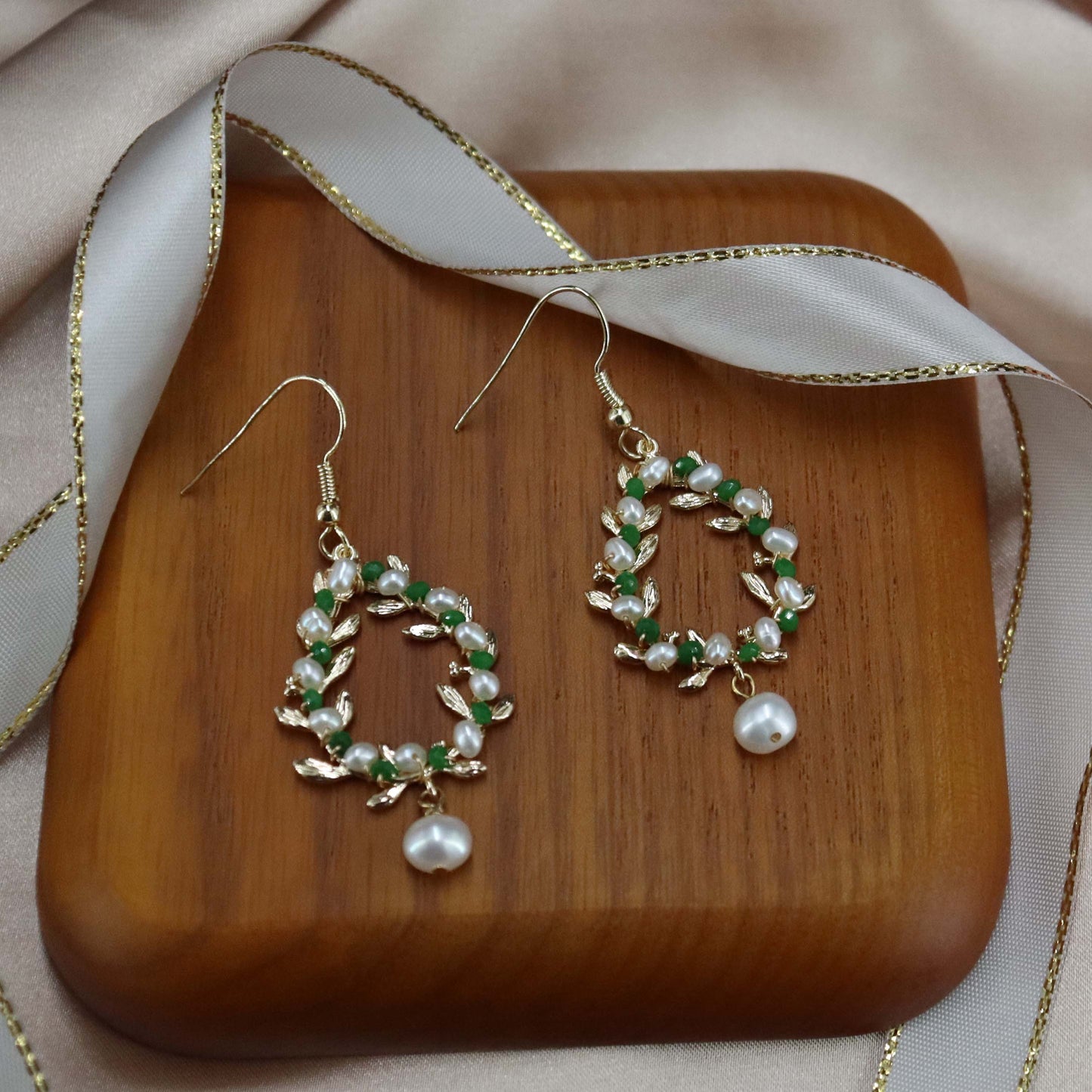 Genuine pearl drop earrings