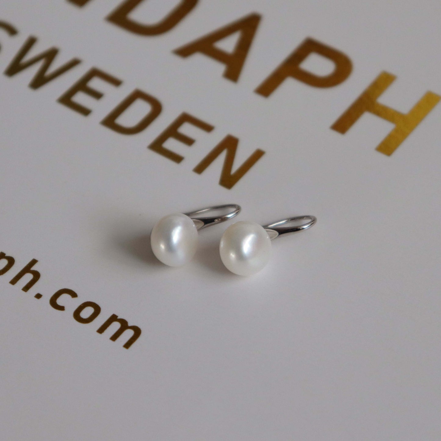 Äkta pärlhake örhängen [kort krok]