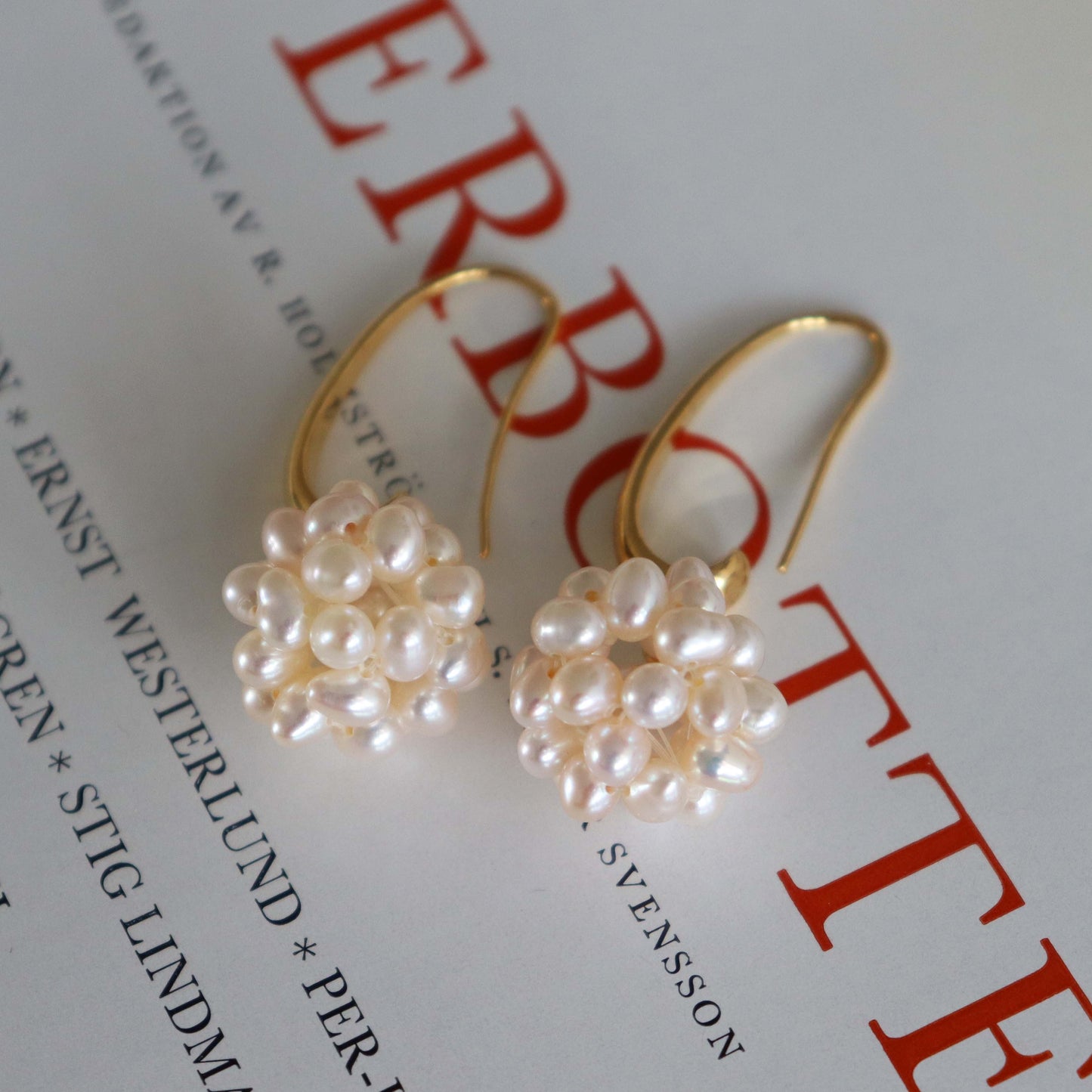 Genuine pearl hook earrings