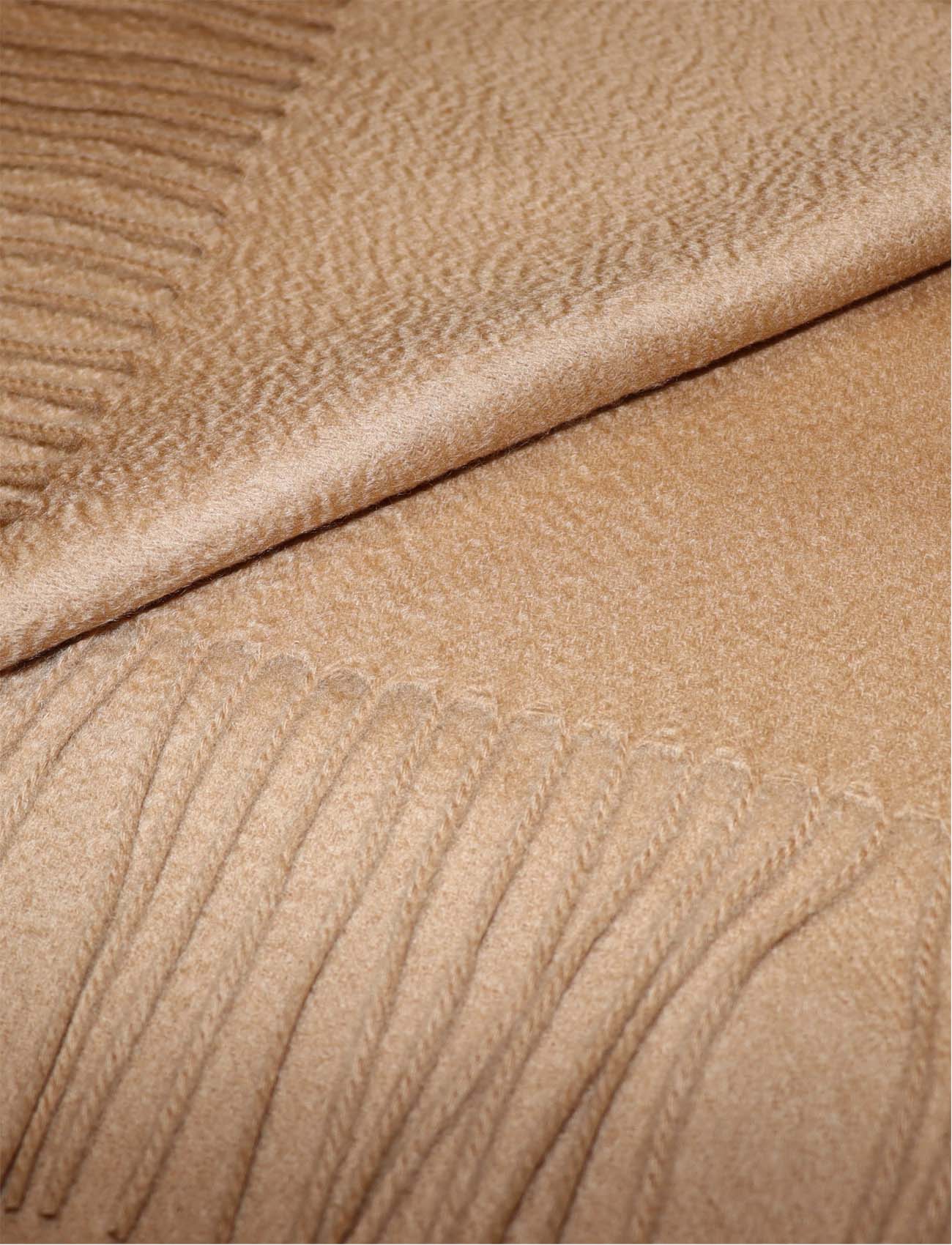 Beige Cashmere Scarf for women and men-details