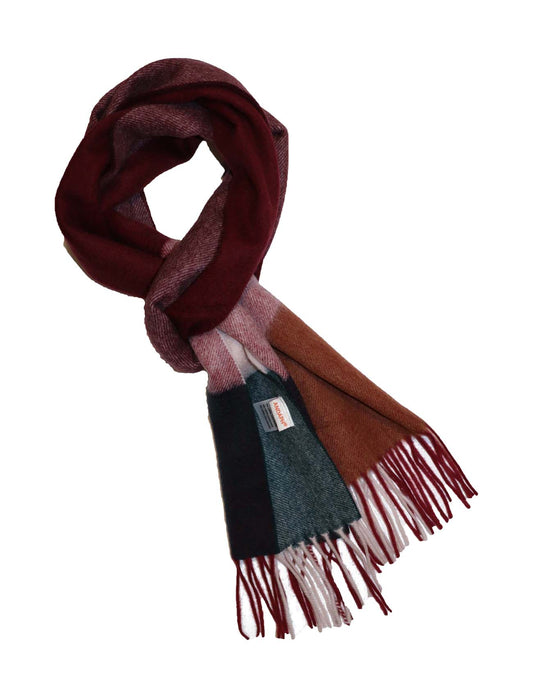Plaid cashmere scarf in pink for women and men cross