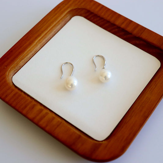 Genuine pearl drop earrings