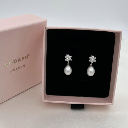 Genuine pearl snowflake drop earrings