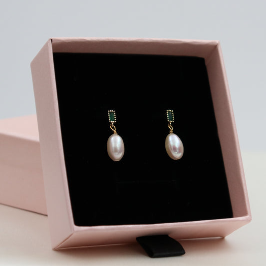 Genuine pearl drop earrings