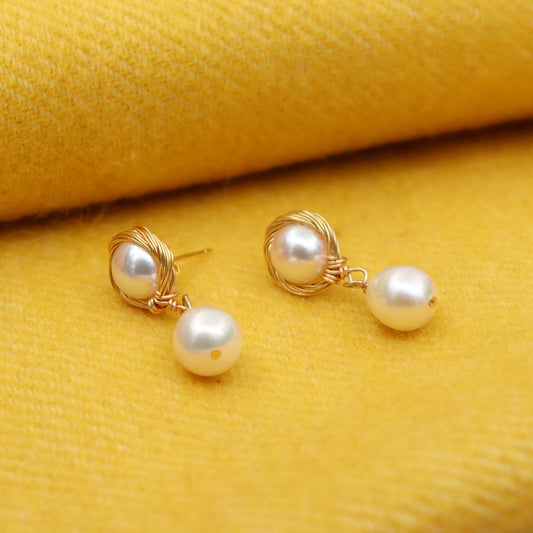 Genuine pearl drop earrings