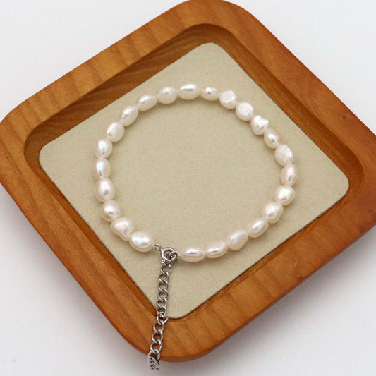 Pearl bracelet