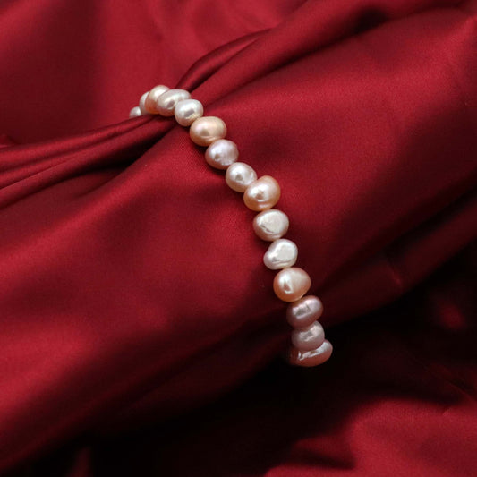 Baroque pearl bracelet