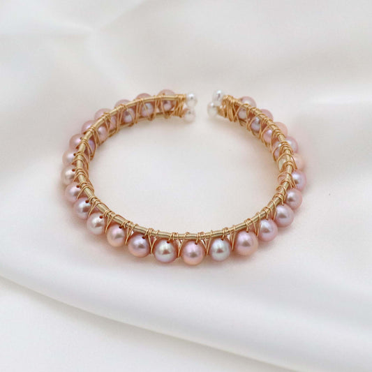 Pearl bracelet